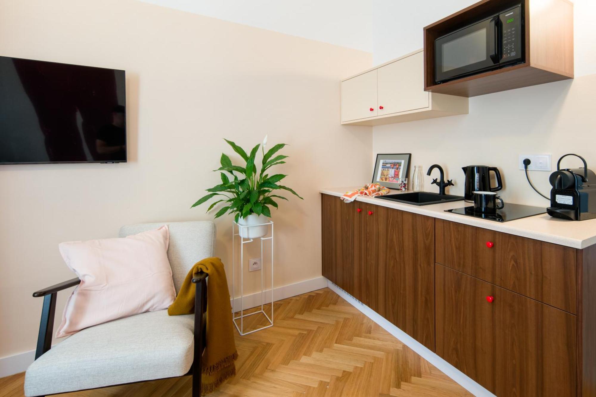 Golden Merchant Main Square Apartament